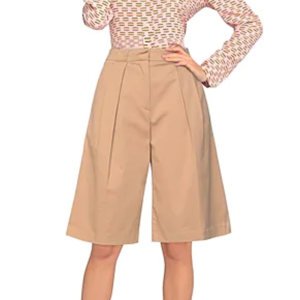 NWT TELA Bermuda Damone Shorts